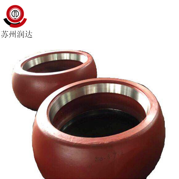 高鉻鑄鐵耐磨輥套生產(chǎn)的難點(diǎn)是什么？